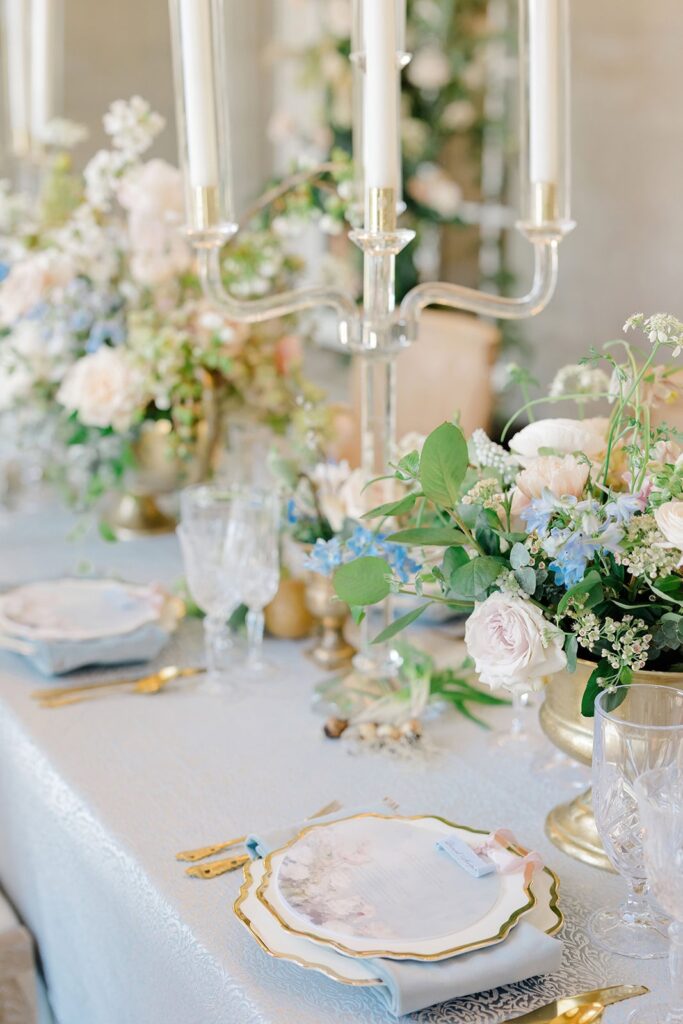 Wedding table design inspiration at Aldrich Mansion reception in Rhode Island