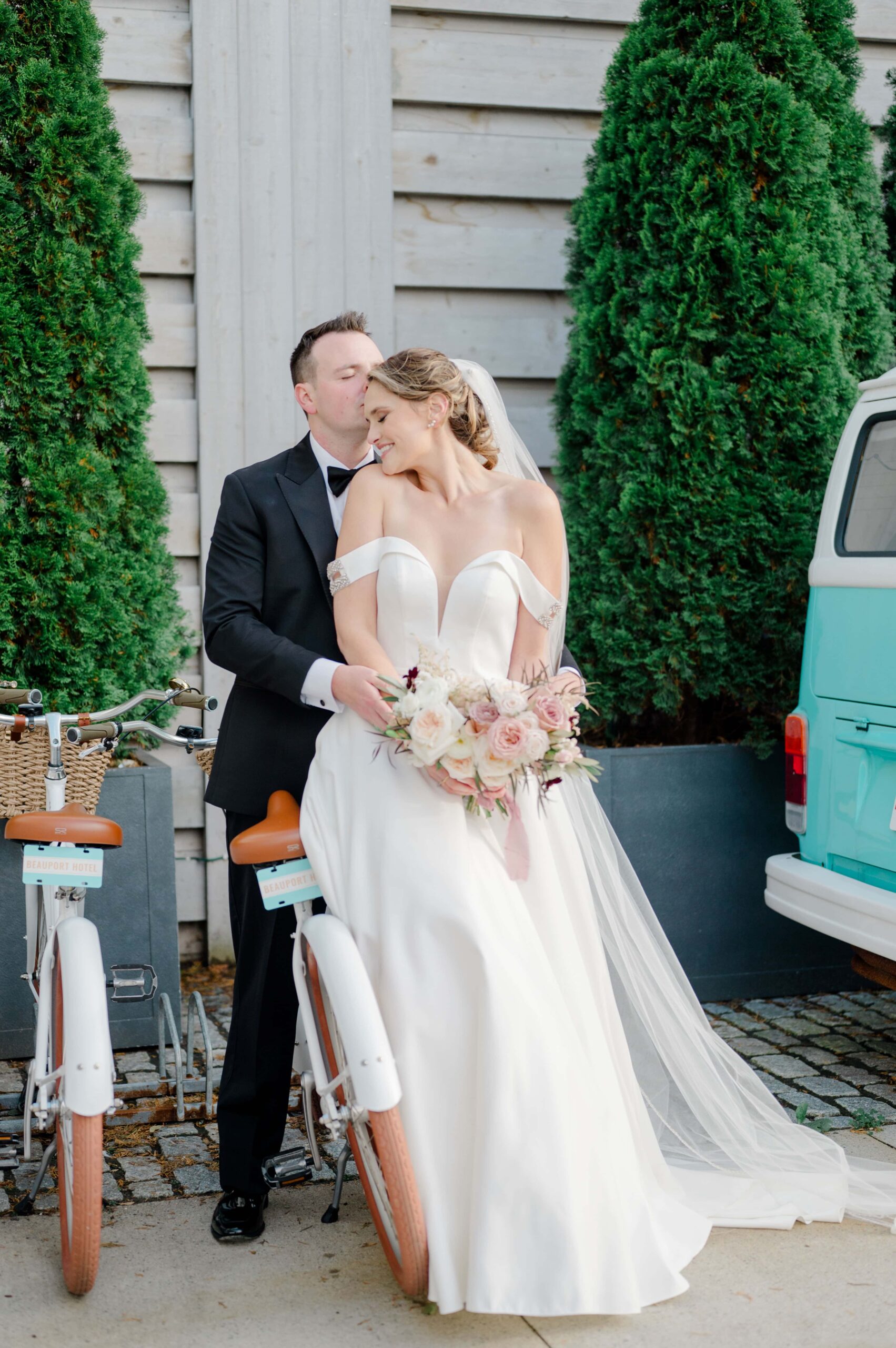 Bride and Groom out front of the Beauport Hotel
