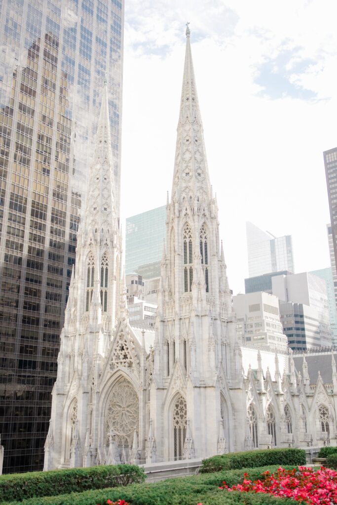 St. Patrick’s Cathedral rises above the surrounding skyscrapers, creating the dramatic backdrop that makes this rooftop venue so distinctive. The unforgettable setting just beyond the 620 Loft and Garden entrance.